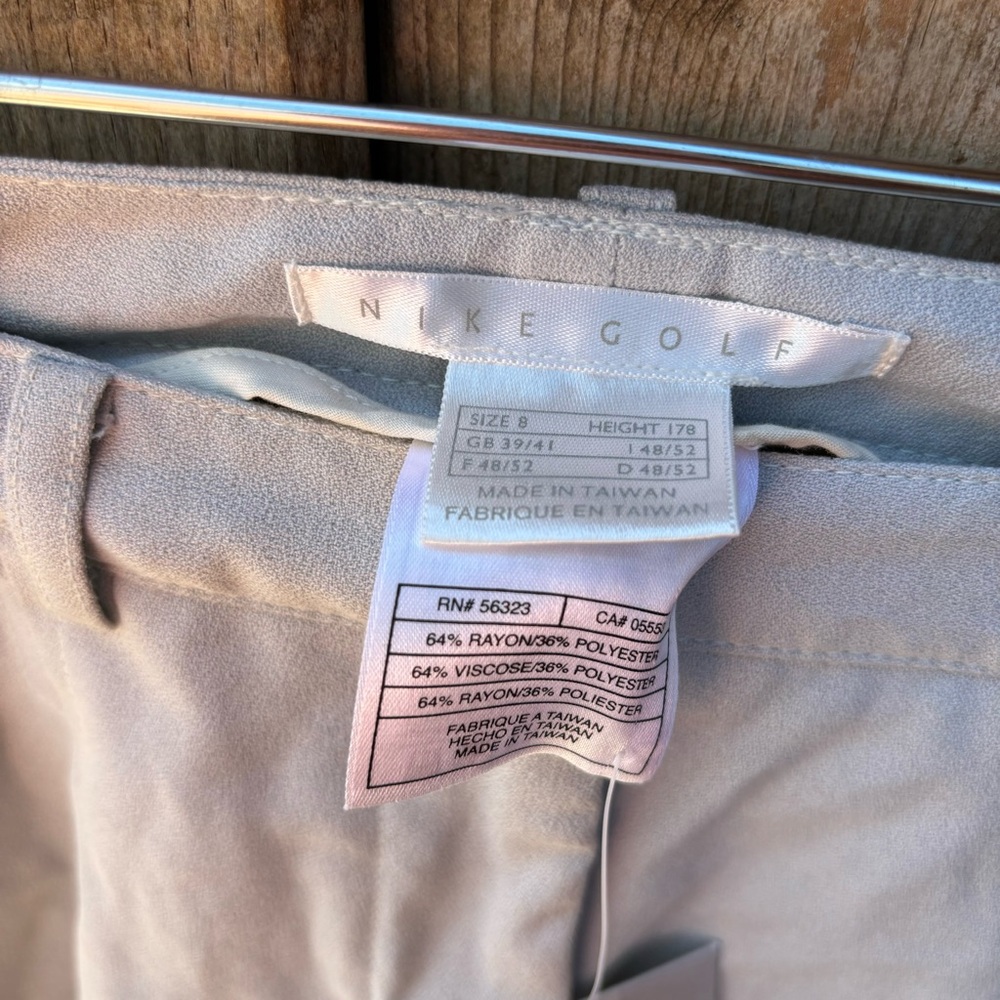 NEW Nike Golf Dri-Fit Womens Size 8 Gray Golf Shorts Lightweight Active Preppy - Picture 5 of 8
